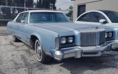 Chrysler New Yorker Brougham 1977