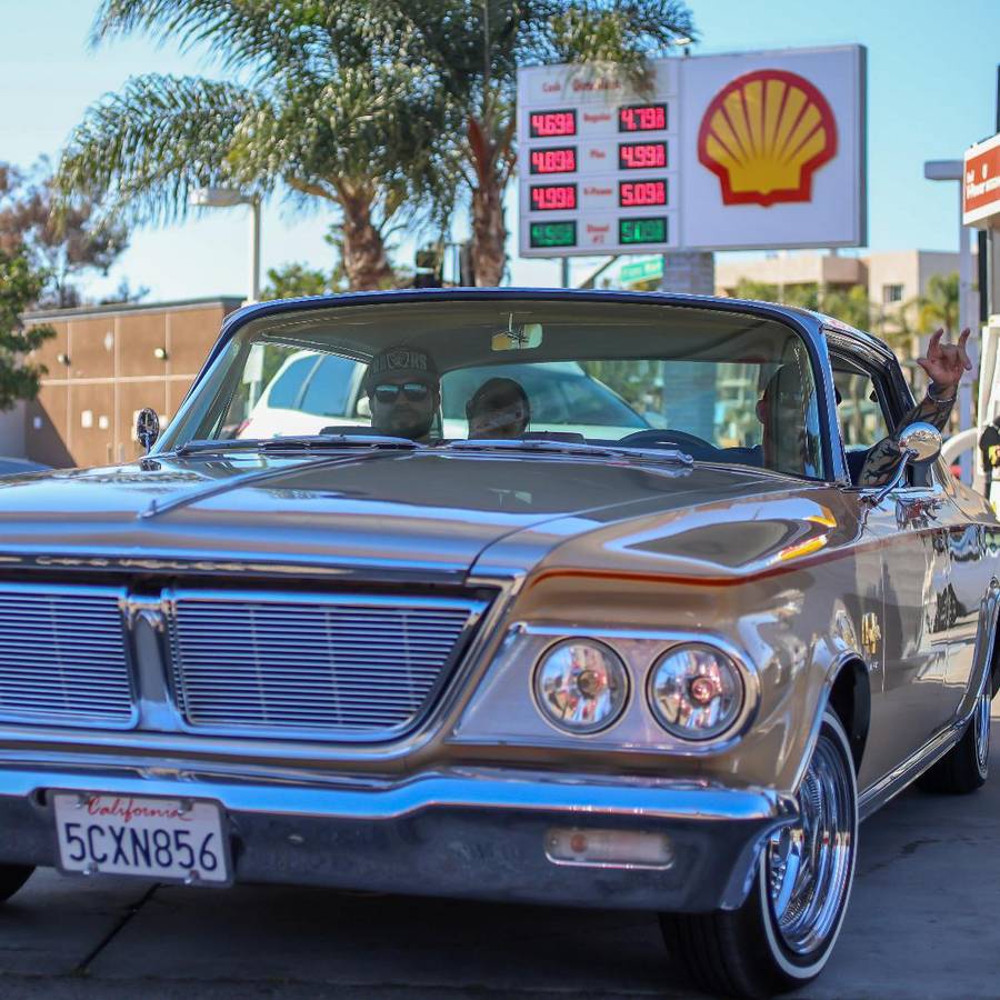 Chrysler-New-yorker-1964