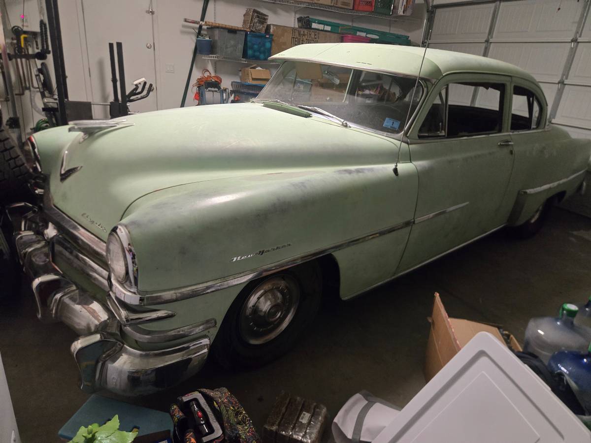 Chrysler-New-yorker-2-door-coupe-1953-green