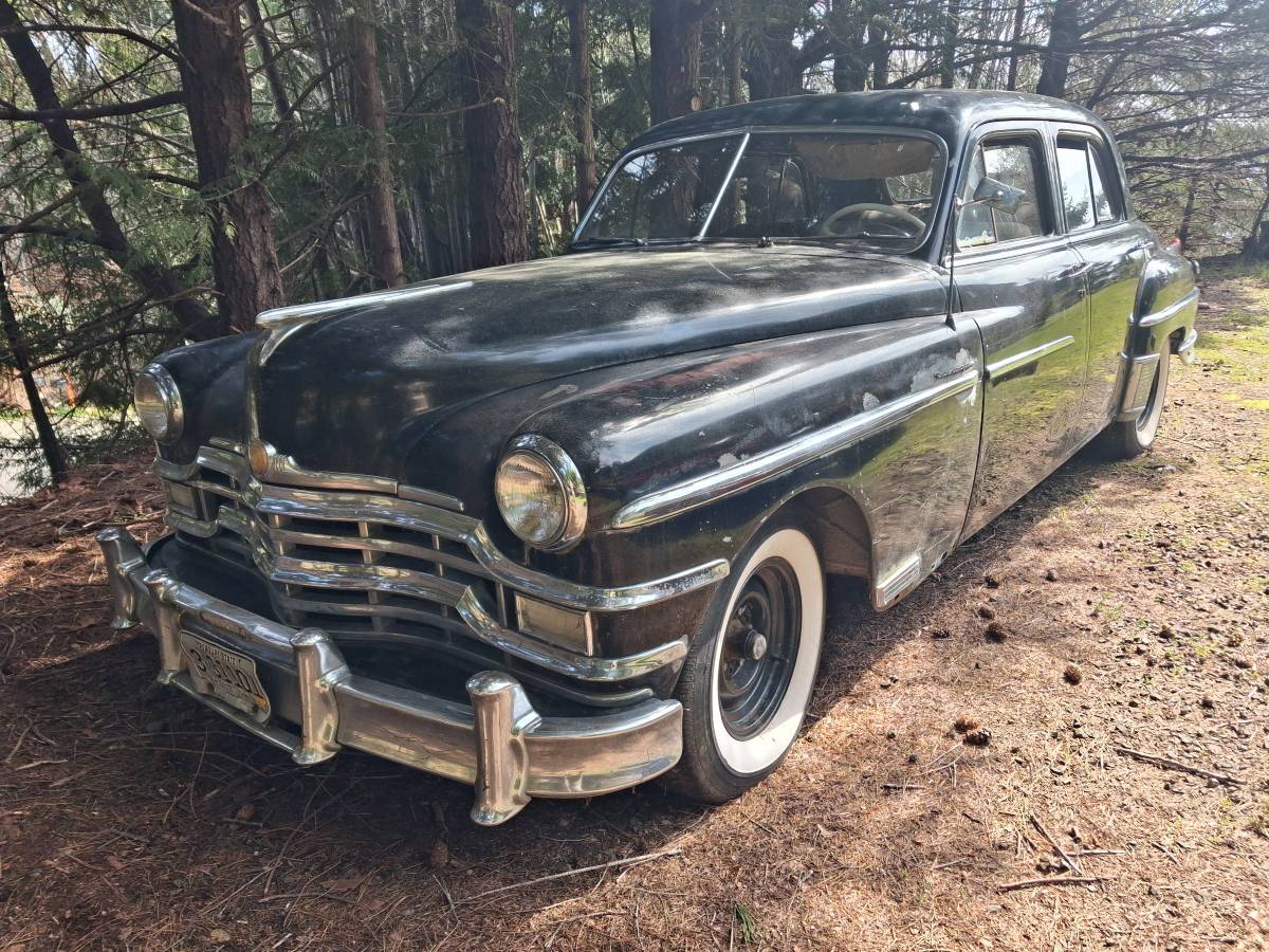Chrysler-Saratoga-1949-black