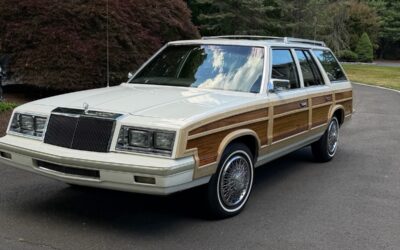 Chrysler Town & Country 1984
