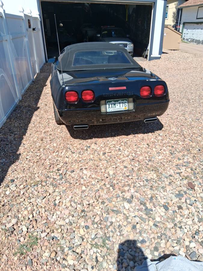 Corvette-1991-black