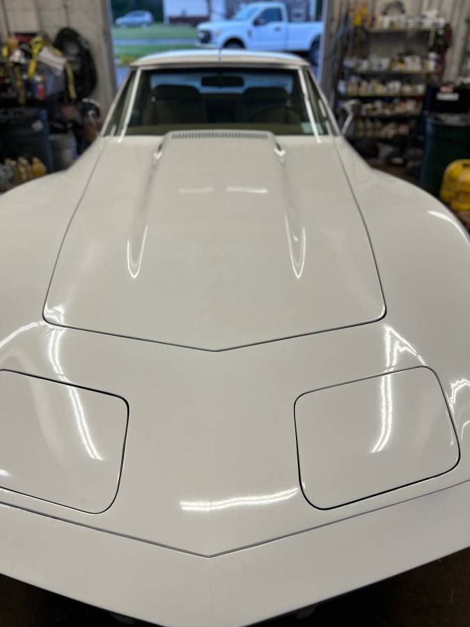 Corvette-stingray-l82-1974-white