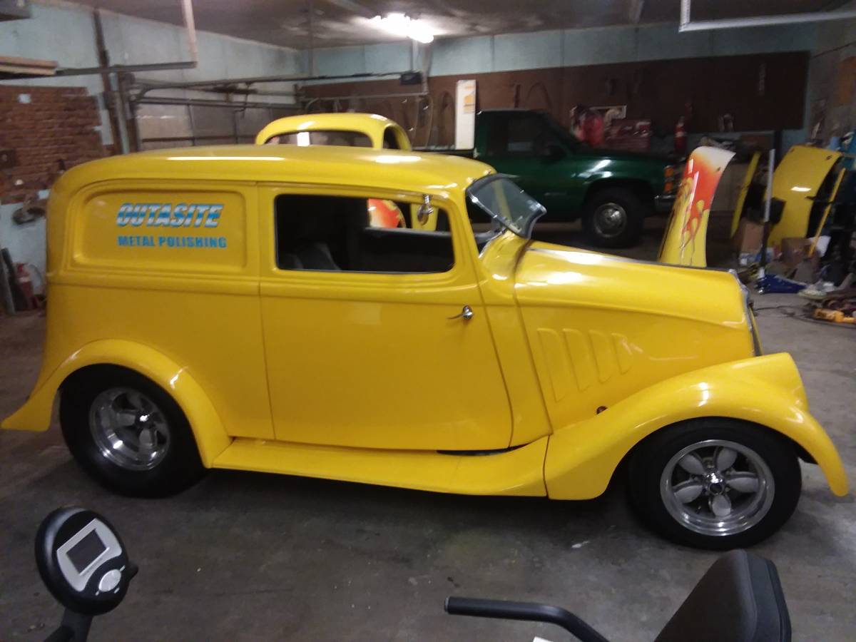 Custom-willys-delivery-panel-1933