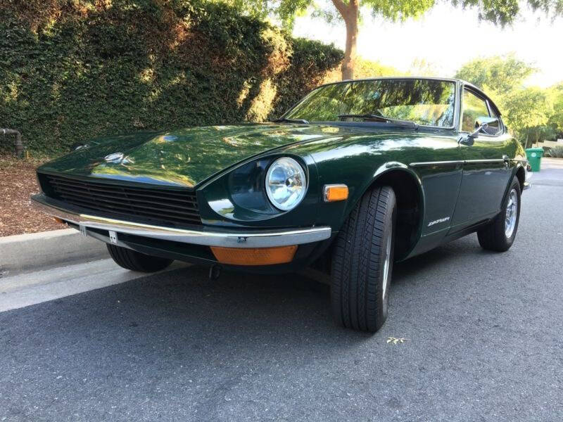 Datsun-240z-1970-Green-Black