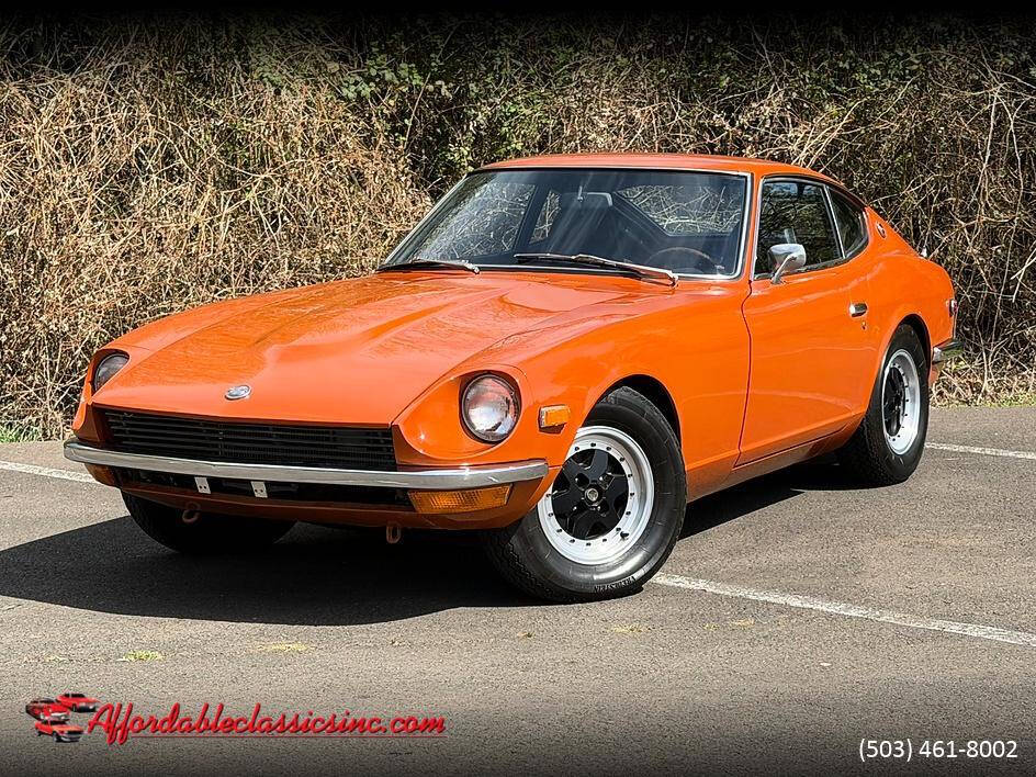 Datsun-240z-1972-Orange-Black