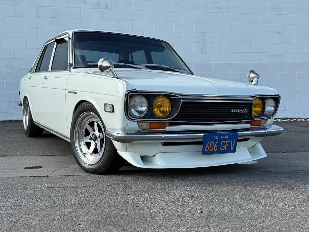 Datsun-510-1972-white