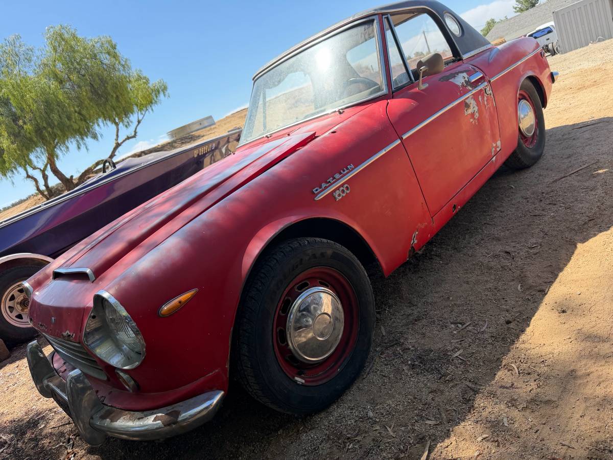 Datsun-My-fair-lady-1969-red