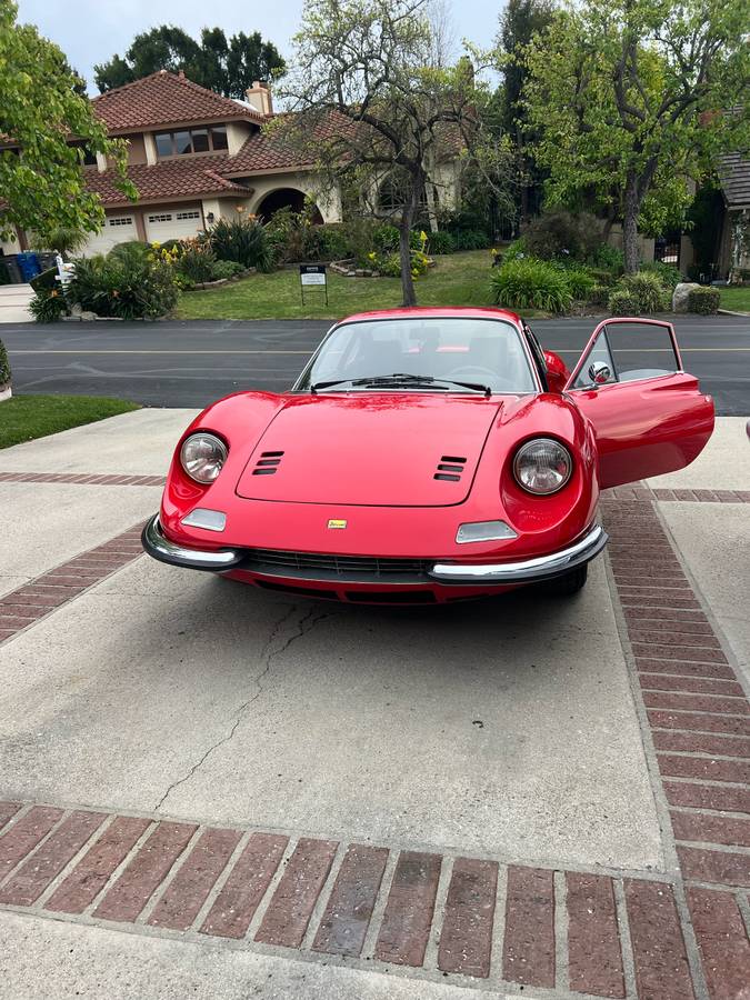 Dinon246gt-1971-red