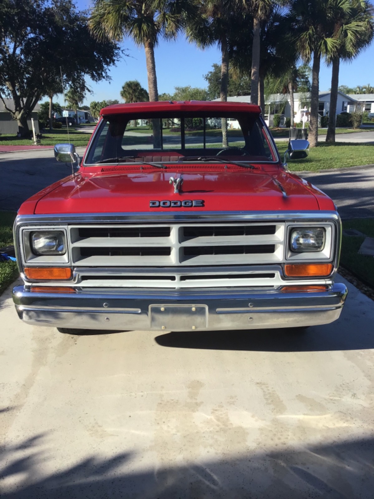 Dodge-12-Ton-Pickup-1989-Cab-Chassis-Maroon