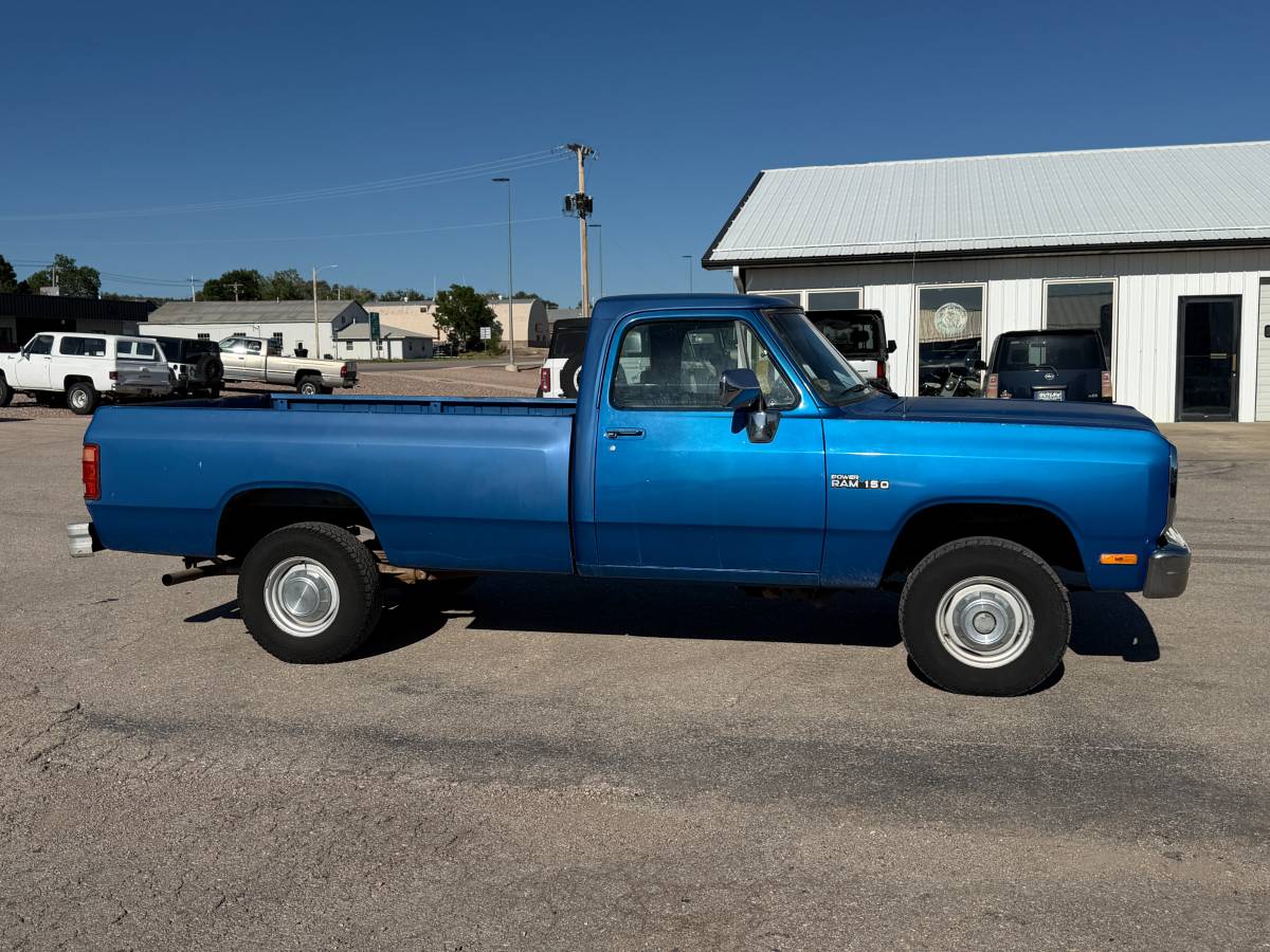 Dodge-150-1992