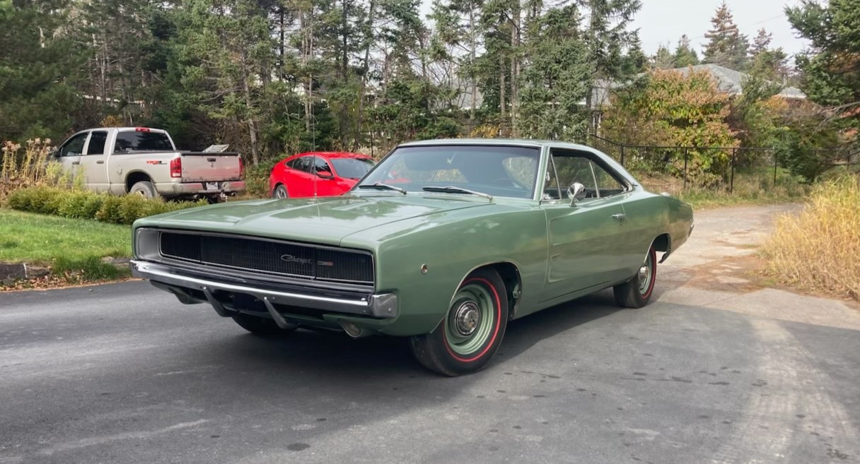 Dodge-Charger-1968-Coupe-Green