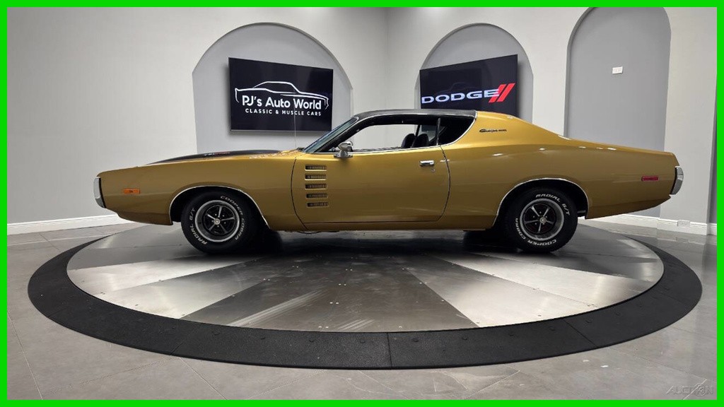 Dodge-Charger-1972-Black