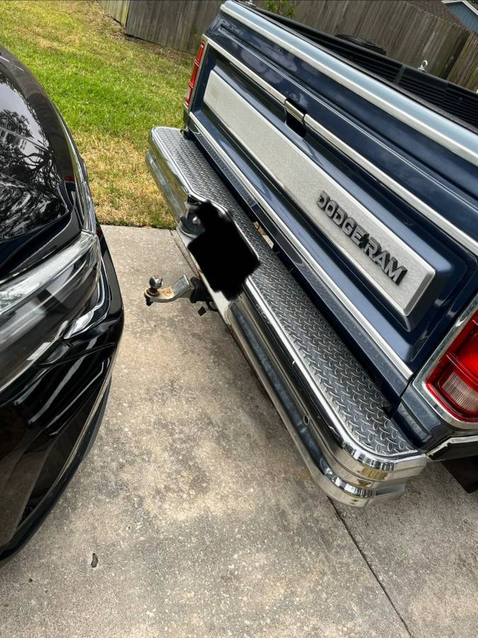 Dodge-D-150-1989-blue