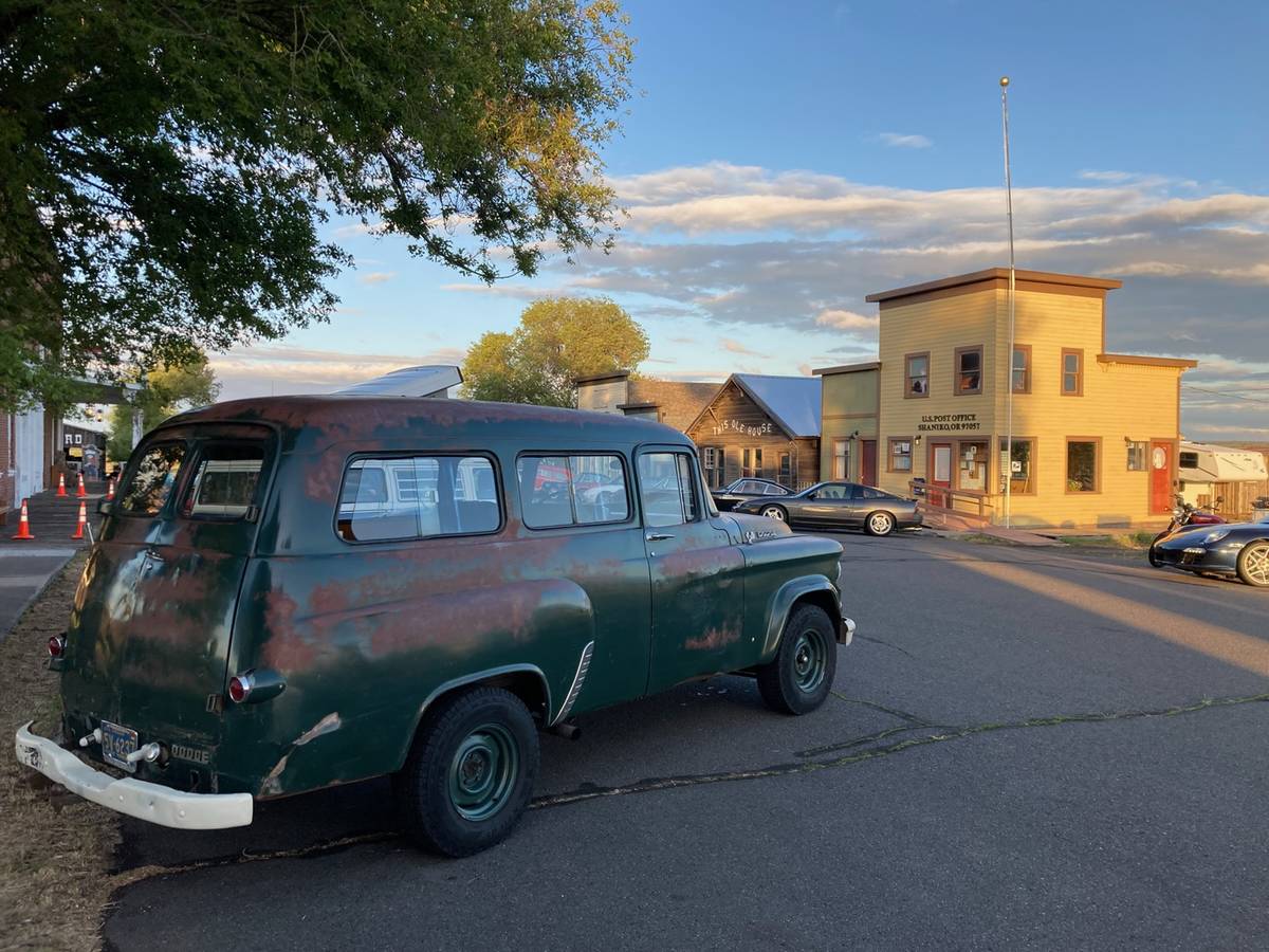 Dodge-D100-1964-green