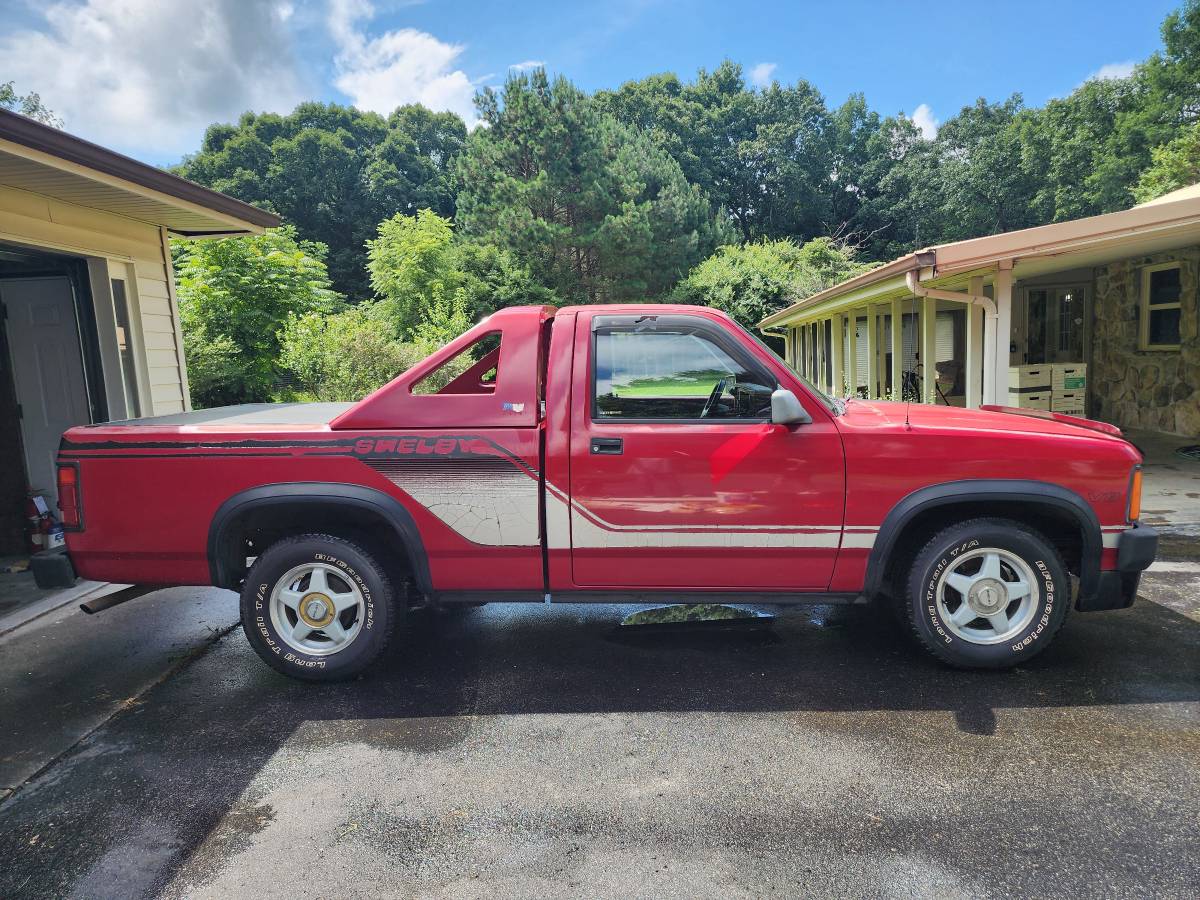 Dodge-Dakota-shelby-1989-red