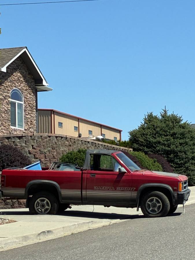 Dodge-Dakota-sport-1989-red