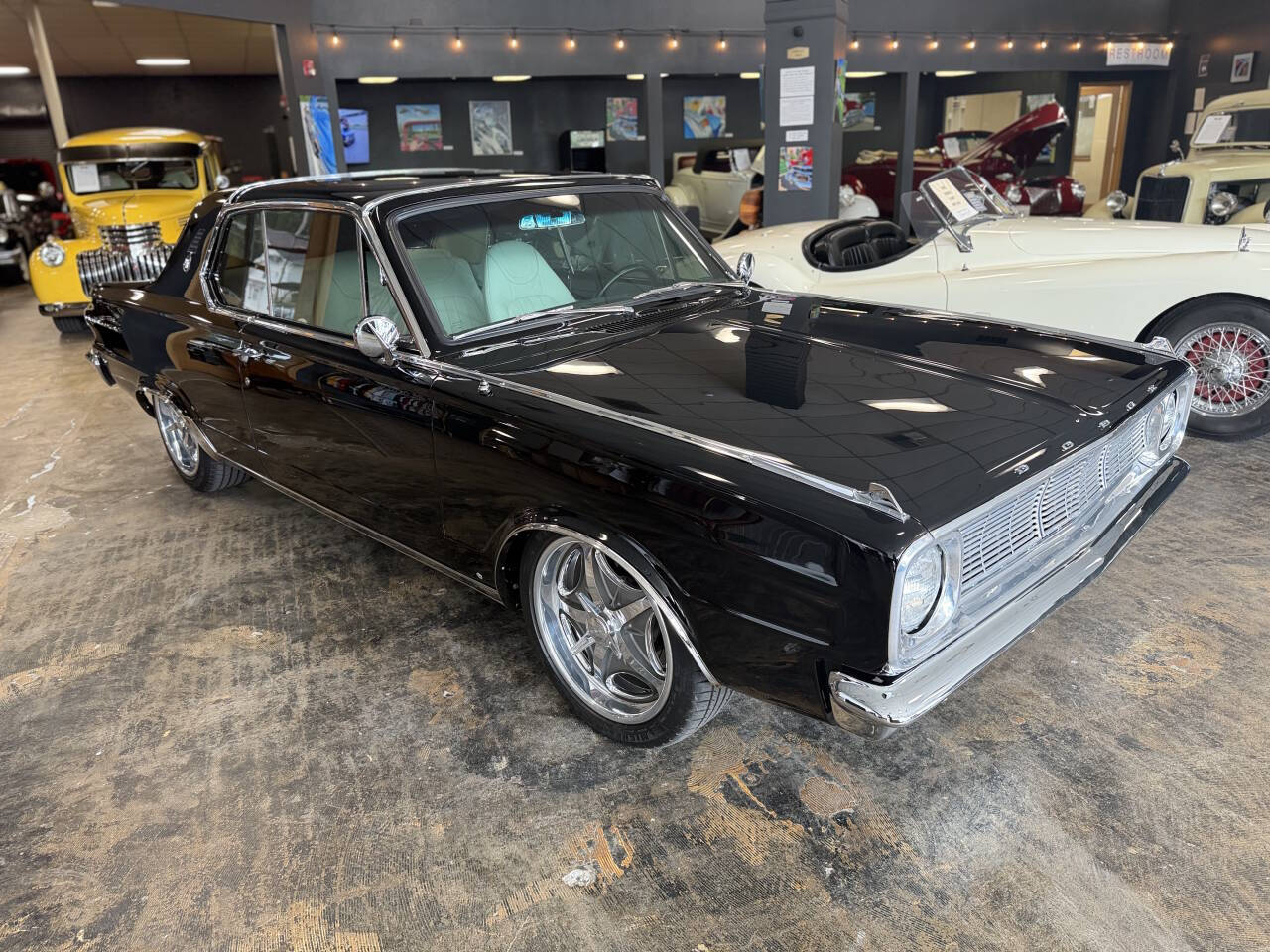 Dodge-Dart-1966-Black-Cream