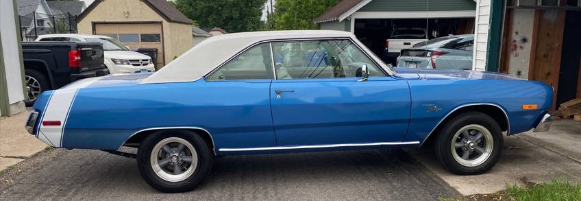 Dodge-Dart-swinger-1973-blue