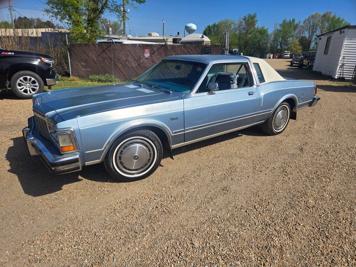 Dodge-Dipomat-1979-blue