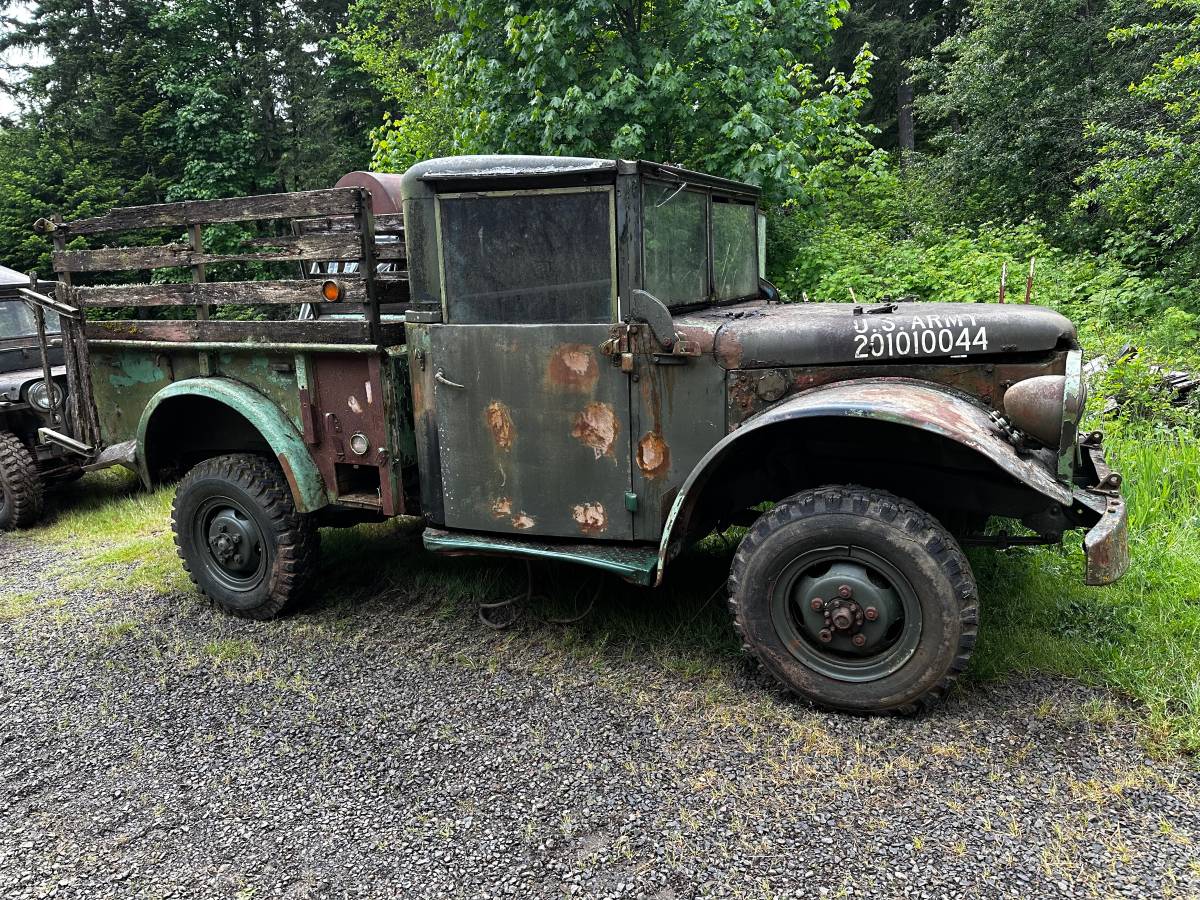 Dodge-M37-1952-green