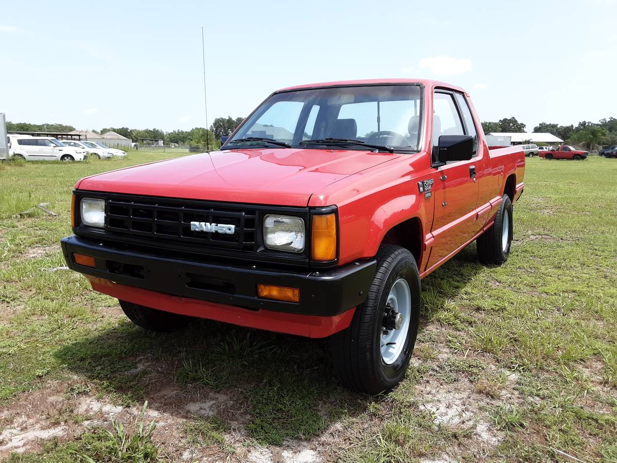 Dodge-Power-ram-50-4x4-1988-red