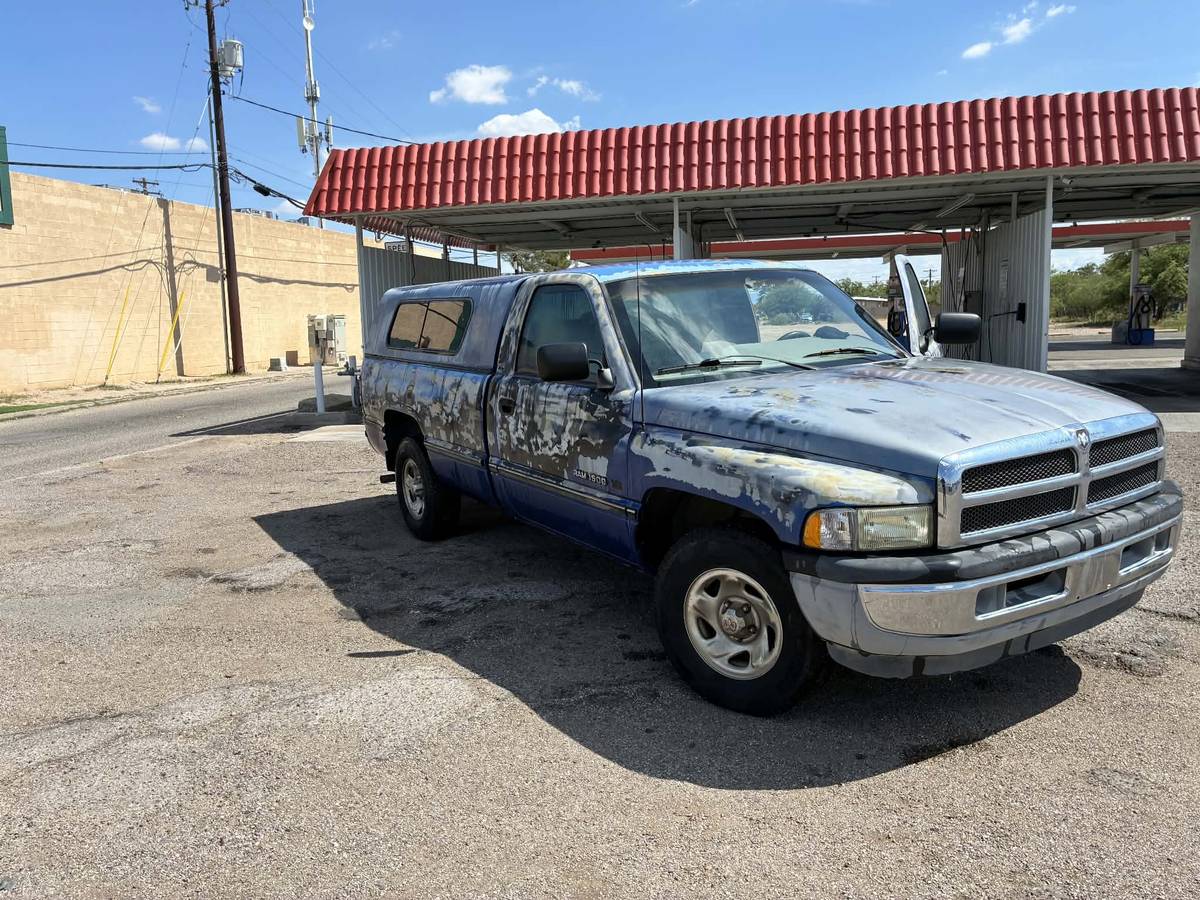 Dodge-Ram-1500-1995-custom