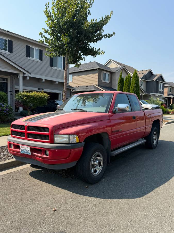 Dodge-Ram-1500-1996-red