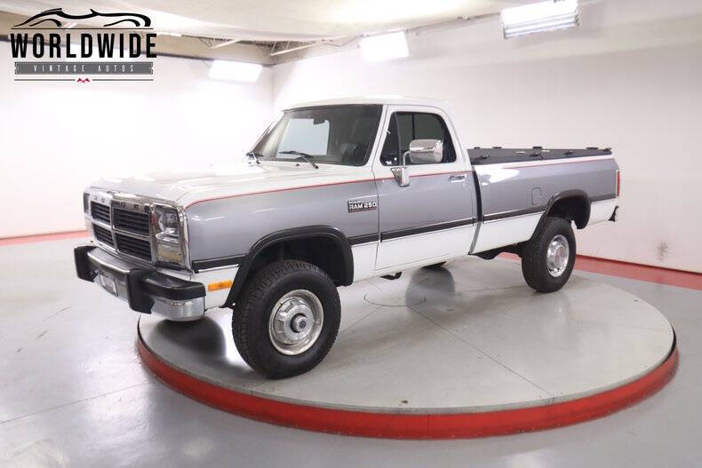Dodge-Ram-250-1993-Silver-Gray