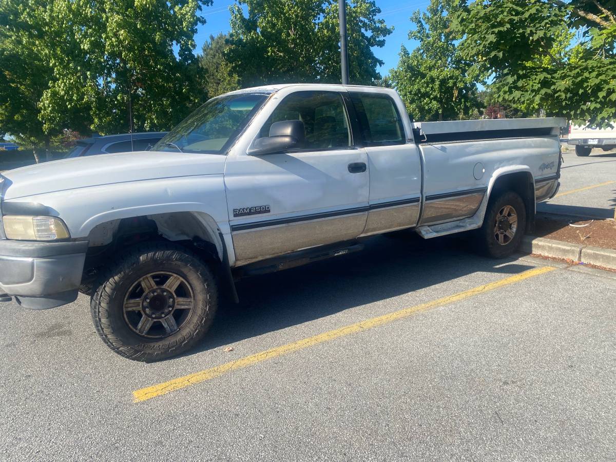Dodge-Ram-2500-4x4-1996