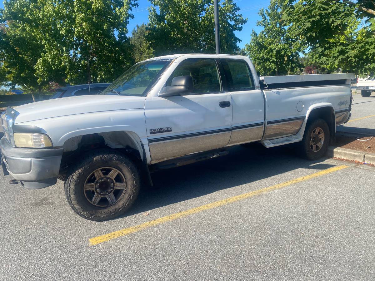 Dodge-Ram-2500-4x4-1996