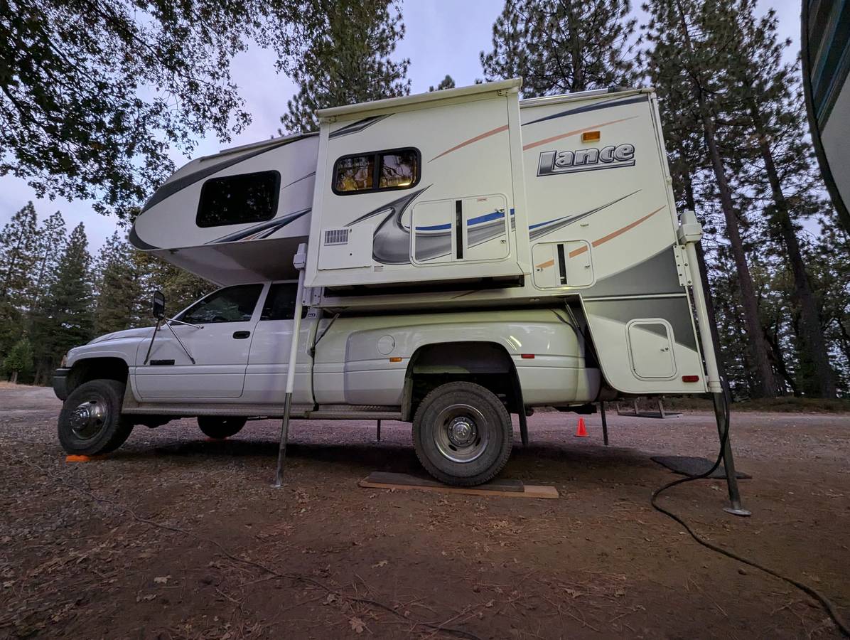 Dodge-Ram-3500-slt-club-cab-dually-1996-white