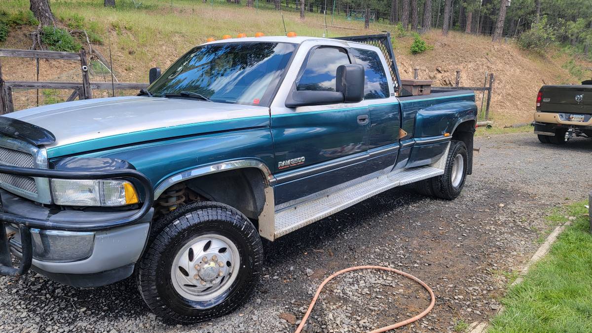 Dodge-Ram-3500-slt-laramie-4x4-1996-green