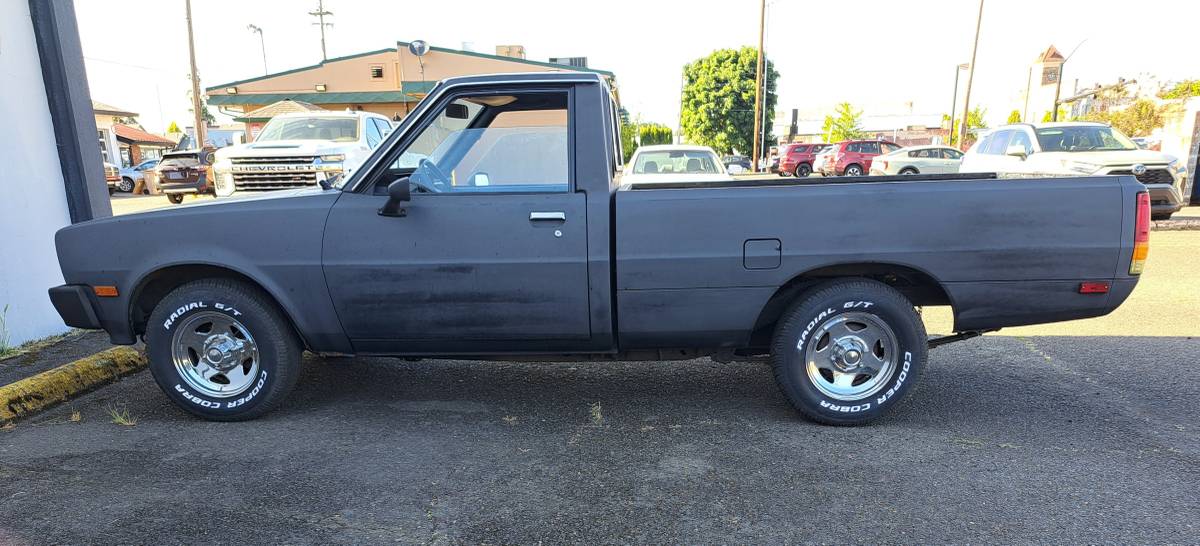 Dodge-Ram-50-sport-1986