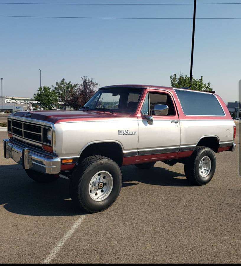 Dodge-Ramcharger-150-1989-red