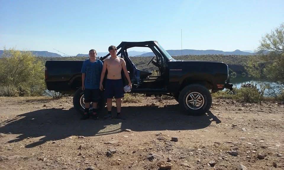 Dodge-Ramcharger-1978-black