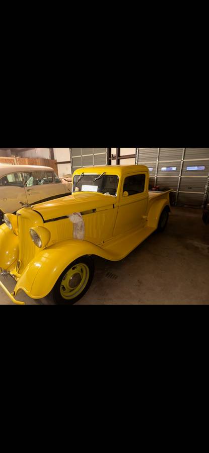 Dodge-Truck-1934-yellow