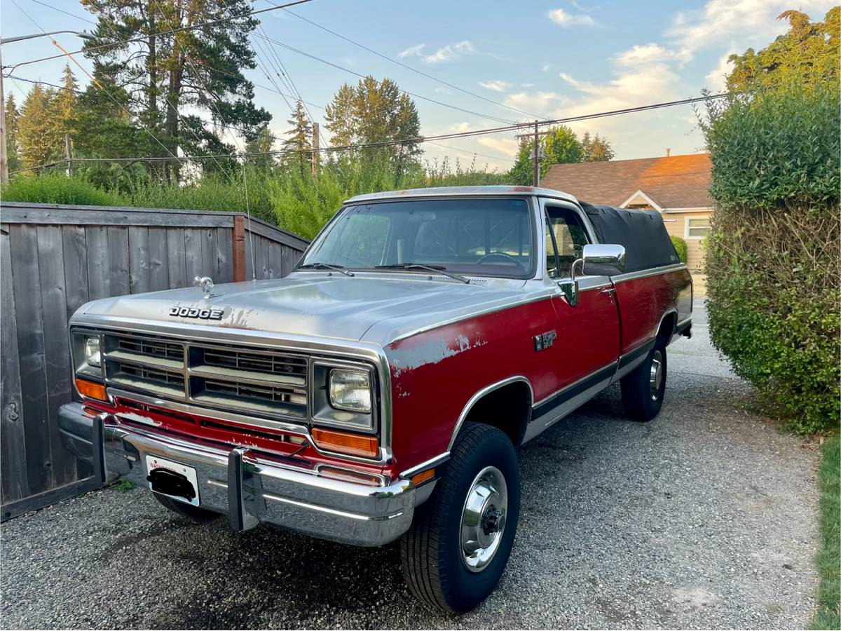 Dodge-W250-1989-silver