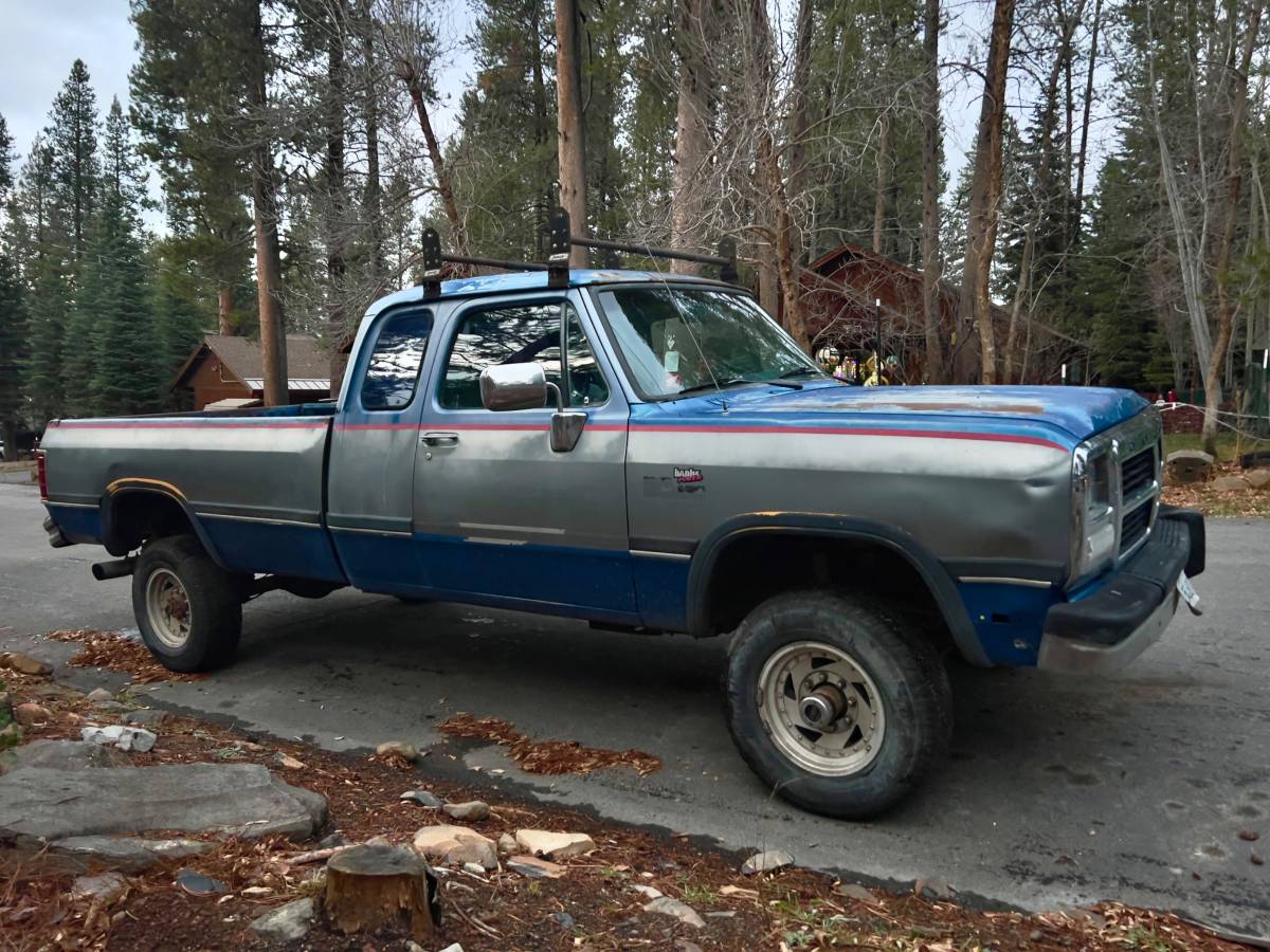 Dodge-W250-1993