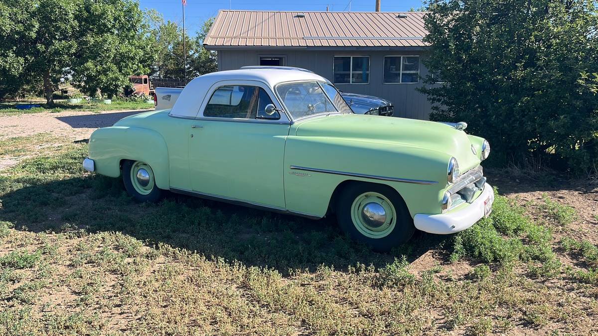 Dodge.-wayfarer-1952-green