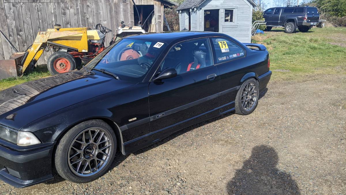 E36-m3-coupe-1995-black