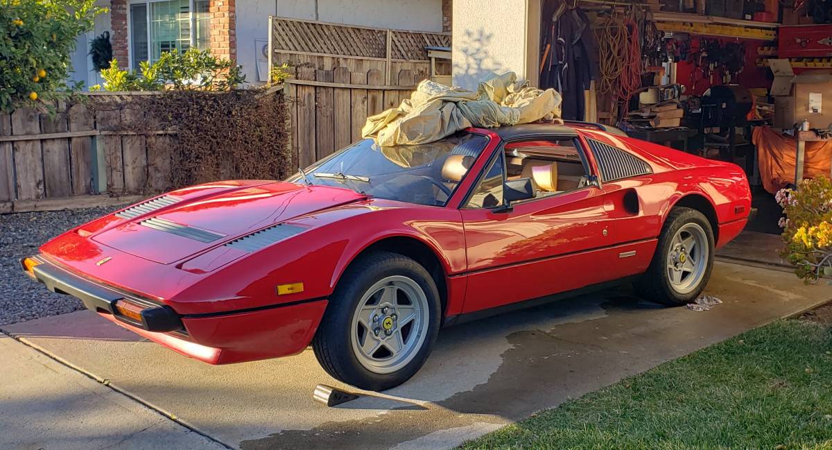 Ferrari-308qv-1985-red