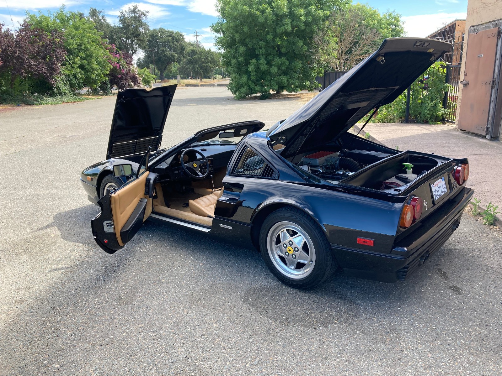 Ferrari-328-1988-Convertible-Tan