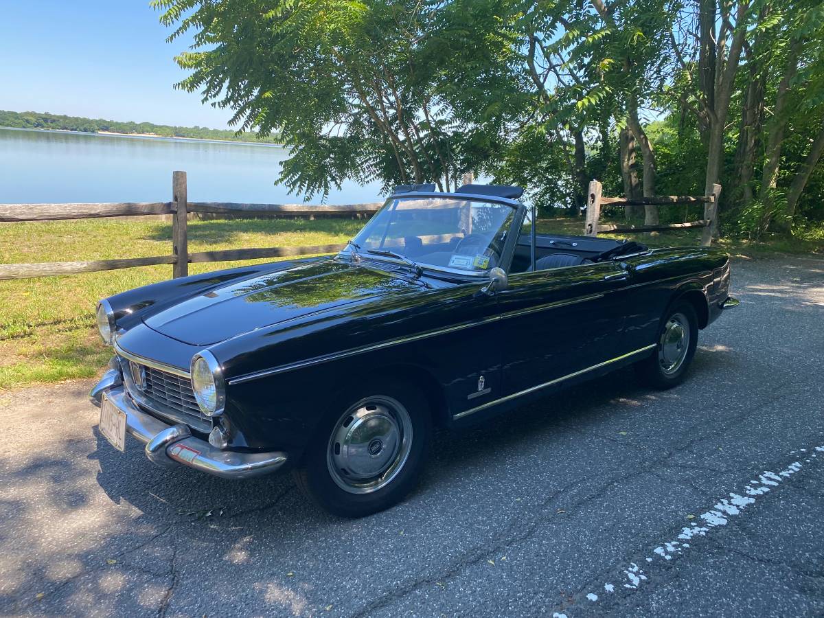Fiat-1500-spyder-cariolate-1965