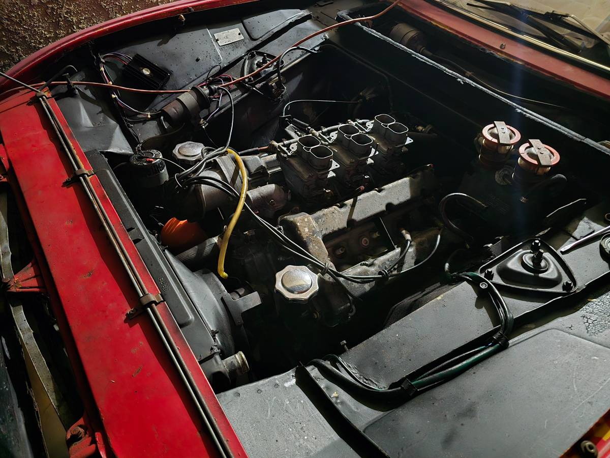 Fiat-Dino-2.0-v6-coupe-1967-red