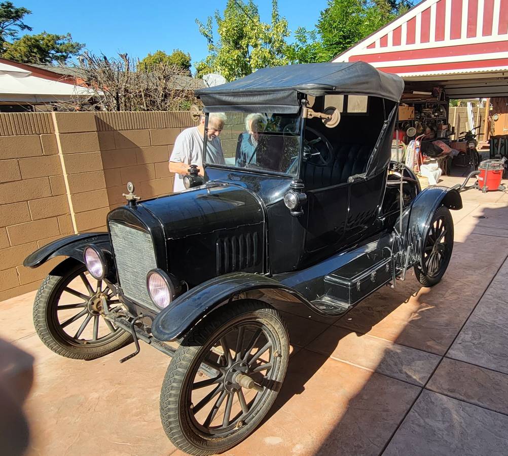 Ford-1924-black