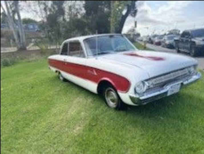 Ford-1961-white