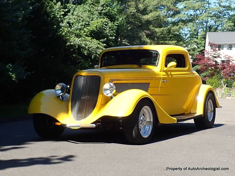 Ford-3-window-coupe-1934-yellow