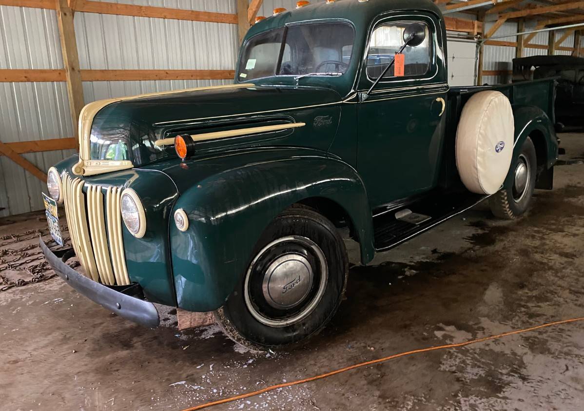 Ford-34-ton-pickup-1947