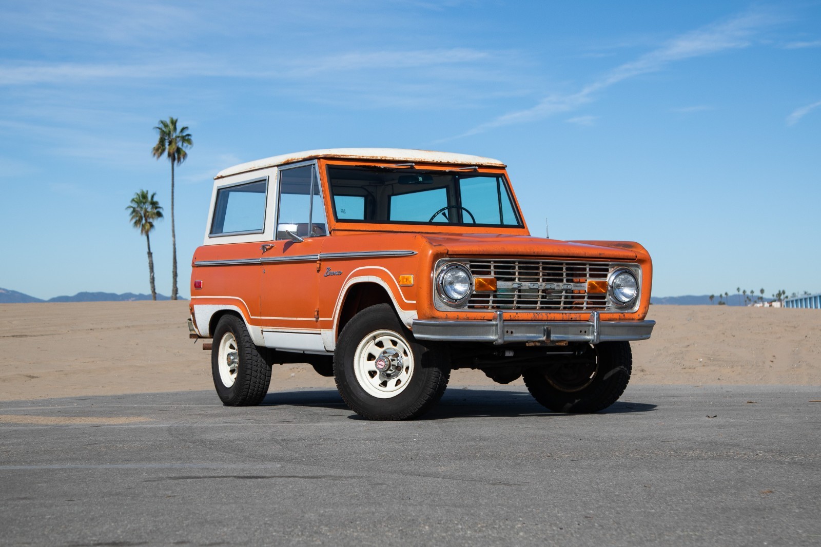 Ford-Bronco-1974